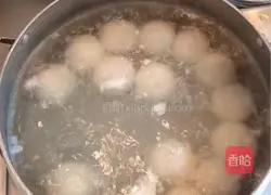 Illustration of how to make glutinous rice balls with sugar heart and eggs 4