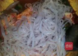 Illustration of how to make fried noodles with tomatoes and eggs 13