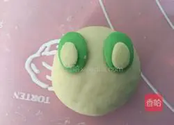 Illustration of how to make cartoon steamed buns 5