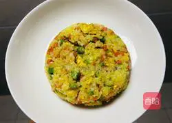 Egg Fried Rice Recipe Illustration 3