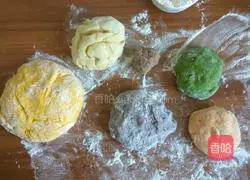 Flowers Illustration of how to make steamed buns 2