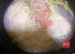 Illustration of cooking noodles 6