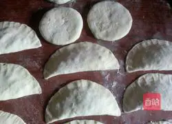 Illustration of how to make pie (plus leek box) 10 