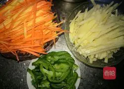 Illustration of how to make love colorful double silk cake 1