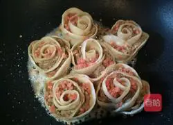 Illustration of how to make rose dumplings 10