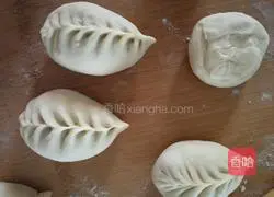Illustration of how to make steamed buns 9