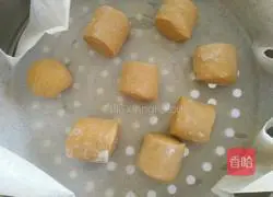 Illustration of how to make brown sugar steamed buns 6