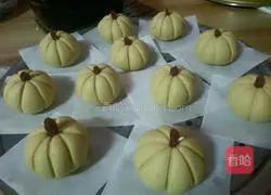 Illustration of how to make steamed pumpkin cake 12