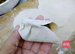 Illustration of making dumplings with squid and three fresh fillings 17