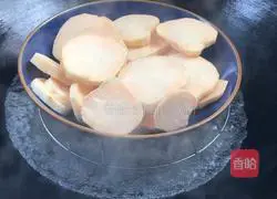 Illustration of how to make crispy sweet potato cake 1