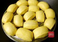 Illustration of how to make corn milk steamed buns 10