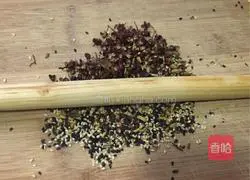 Illustration of how to make crispy cakes 8