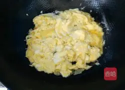 Illustration of how to make fried pancakes 8