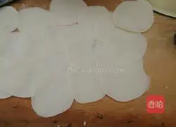 Illustration of how to make dumplings 5