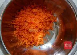 Illustration of how to make carrot and egg pancakes 2