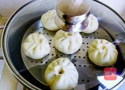 Illustration of how to make brown sugar peanut buns 11