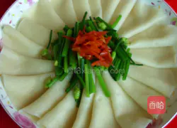 Illustration of how to make special selection of dumpling skins with juice 8