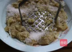 Illustration of how to make sweet potato pancakes 2