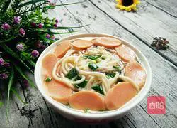 Illustration of cooking noodles with enoki mushrooms 9