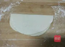 Illustration of how to make small fish steamed buns 4