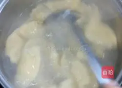 Illustration of how to make delicious dumplings 9