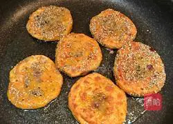 Illustration of how to make purple sweet potato balls and pumpkin pancakes 7