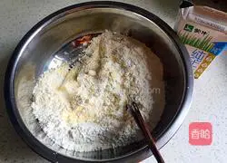 Illustration of how to make cornmeal steamed buns 1