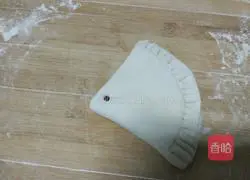 How to make small fish steamed buns Illustration 7