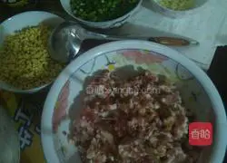 Illustration of how to make meat buns 2