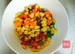 Illustration of how to make shrimp and egg fried rice 2