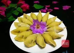 Illustration of making tofu dumplings 10