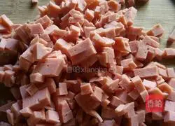 Illustration of how to make thin ham pancakes 2