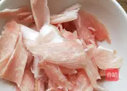 Illustration of how to make hand-pulled fried noodles 3