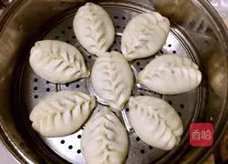 Illustration of how to make wheat buns 13