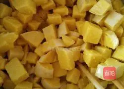 Illustration of how to make fried steamed buns 3