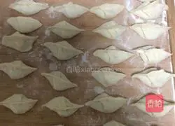 Illustration of how to make scallop meat dumplings 8