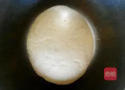 Milk-flavored red dates and rose flower steamed buns Practice illustration 3