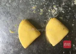  Illustration of how to make pumpkin lotus steamed buns 11