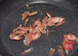 Illustration of how to make seasonal vegetable and grain fried rice 1