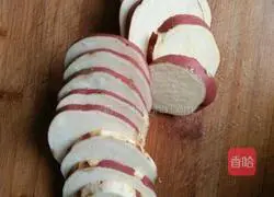 Electric Illustration of how to bake sweet potato slices in a pan 1