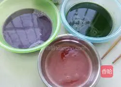 Illustration of how to make colorful dumplings 1