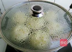 Illustration of how to make carrot stuffed buns 21