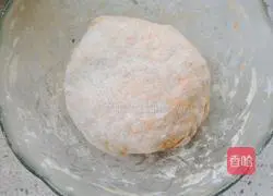 Illustration of how to make carrot and pork dumplings 7