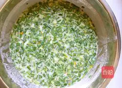 Illustration of how to make chive egg pancake 4