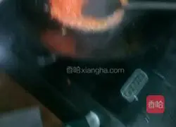 Illustration of braised beef fried rice 7