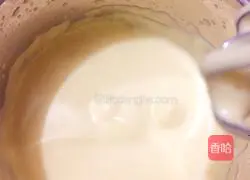 Illustration of how to make milky cornmeal muffins 5