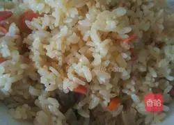 Illustration of how to make ham fried rice 3