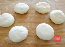 Beef and Carrot Pie Recipe Illustration 8