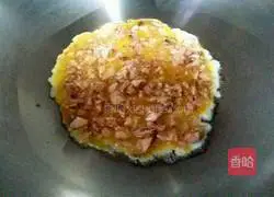 Illustration of how to make meat and egg pancakes 5