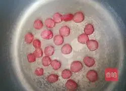 Illustration of the quick version of steamed sausage and pumpkin rice 3 